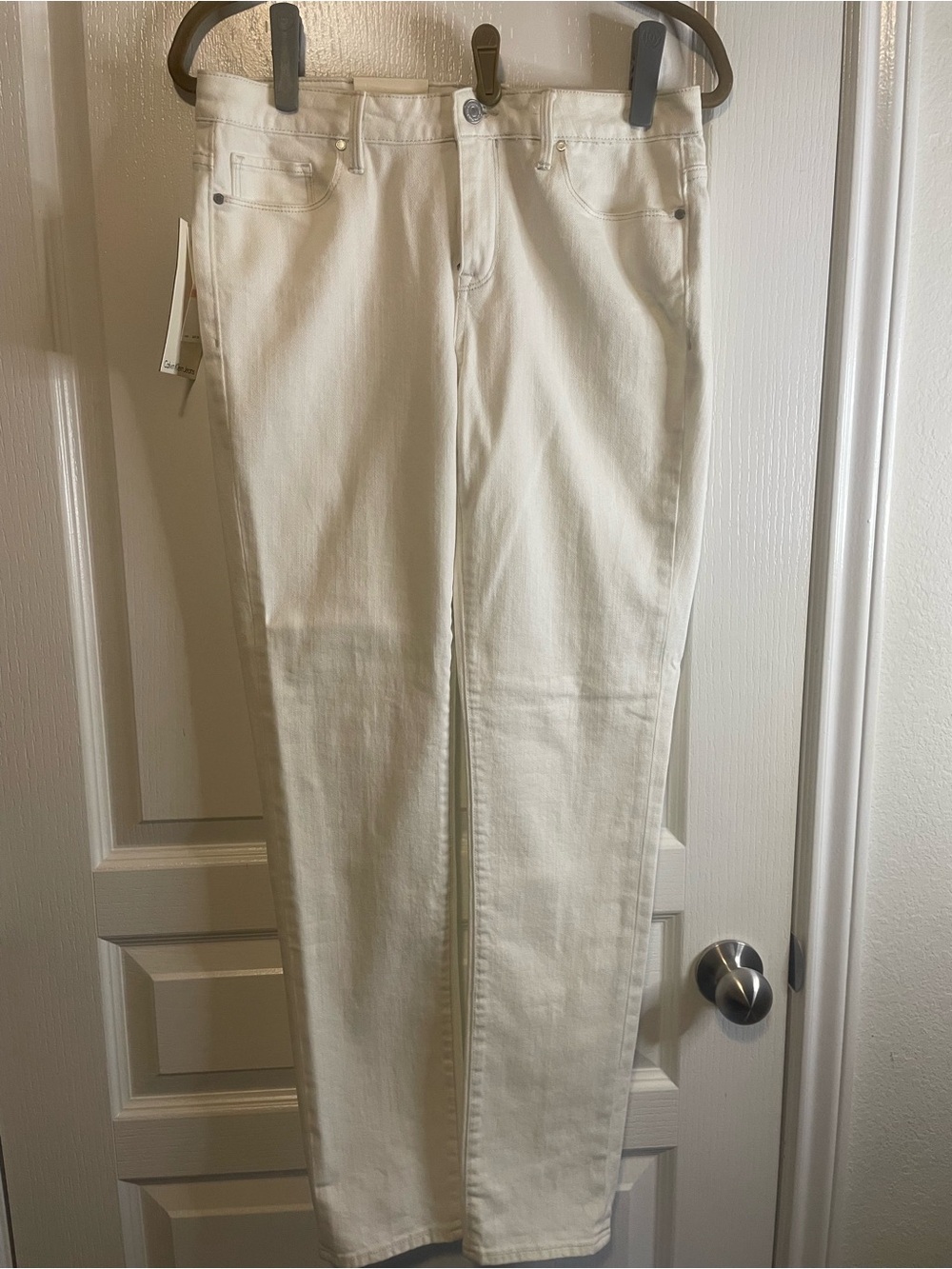 Calvin Klein Jeans Women’s Cream Skinny Jeans 28x32